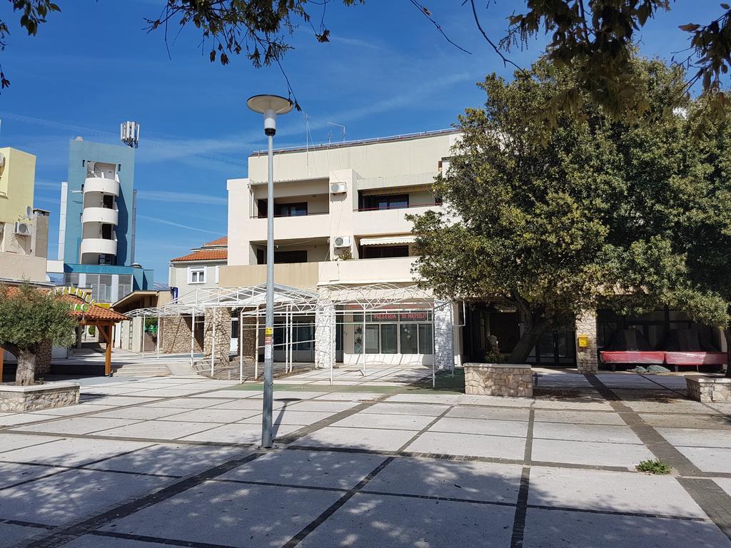 City Center Apartments Novalja Exterior photo